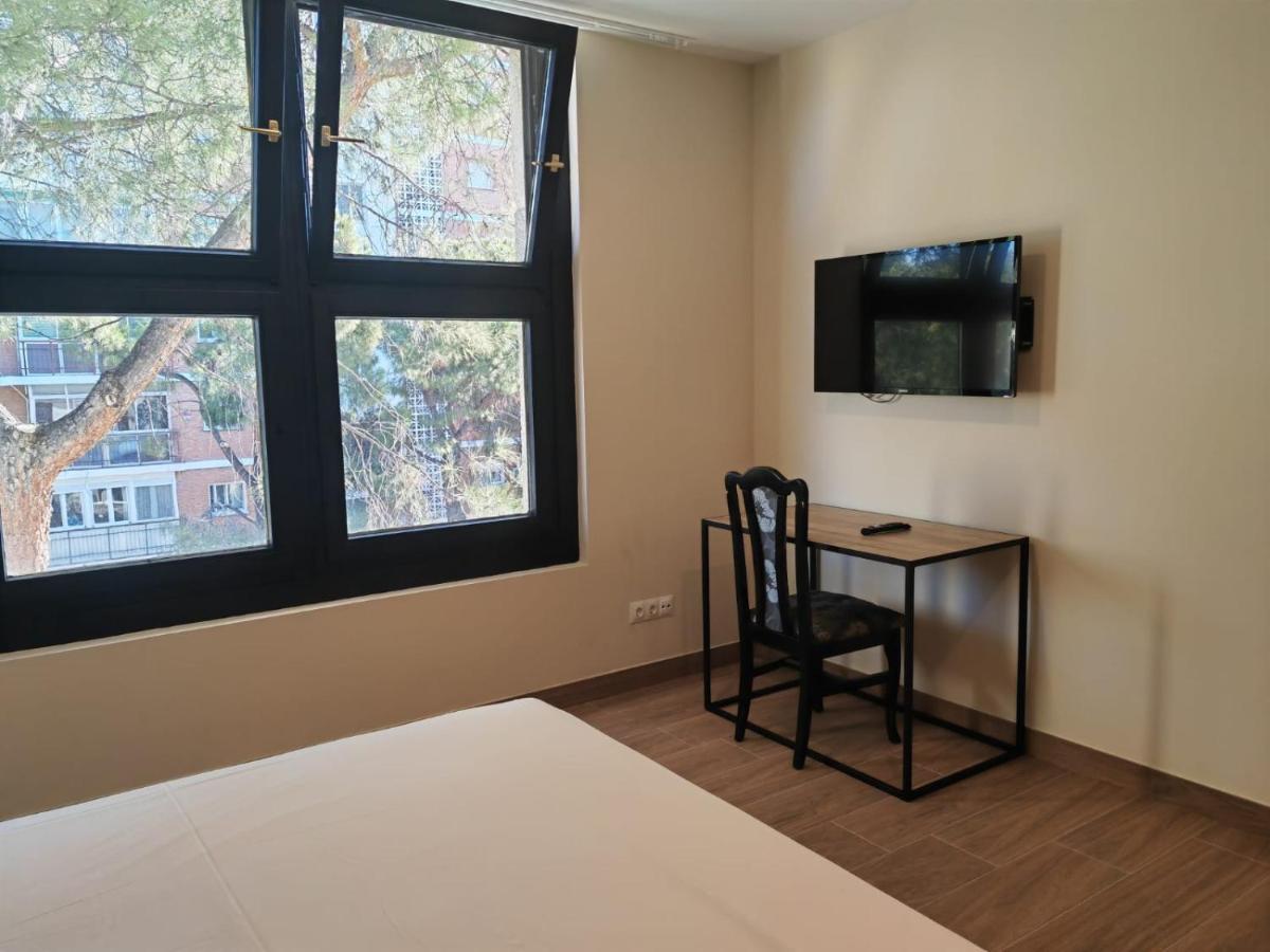 Apartahotel Golden Alcala Alcalá de Henares Exteriör bild