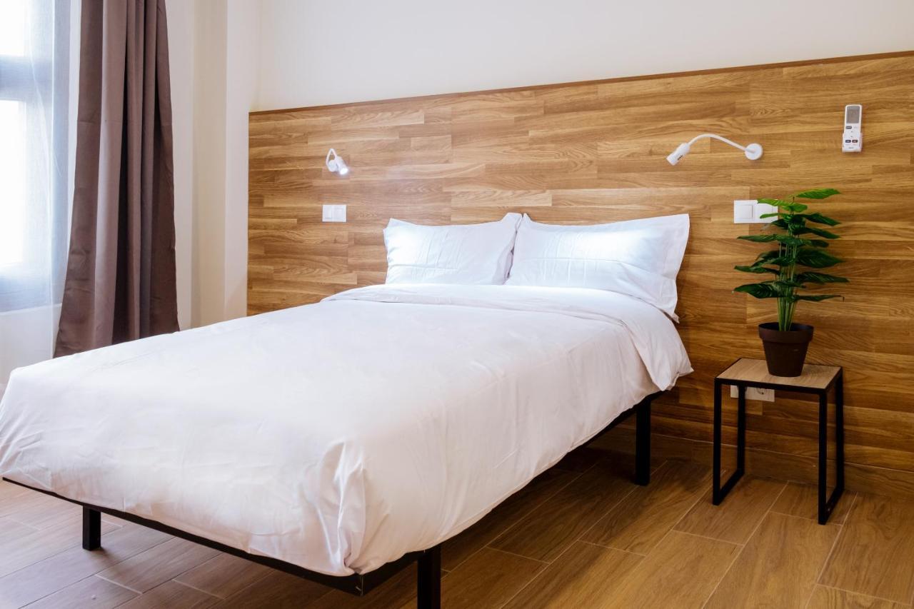 Apartahotel Golden Alcala Alcalá de Henares Exteriör bild