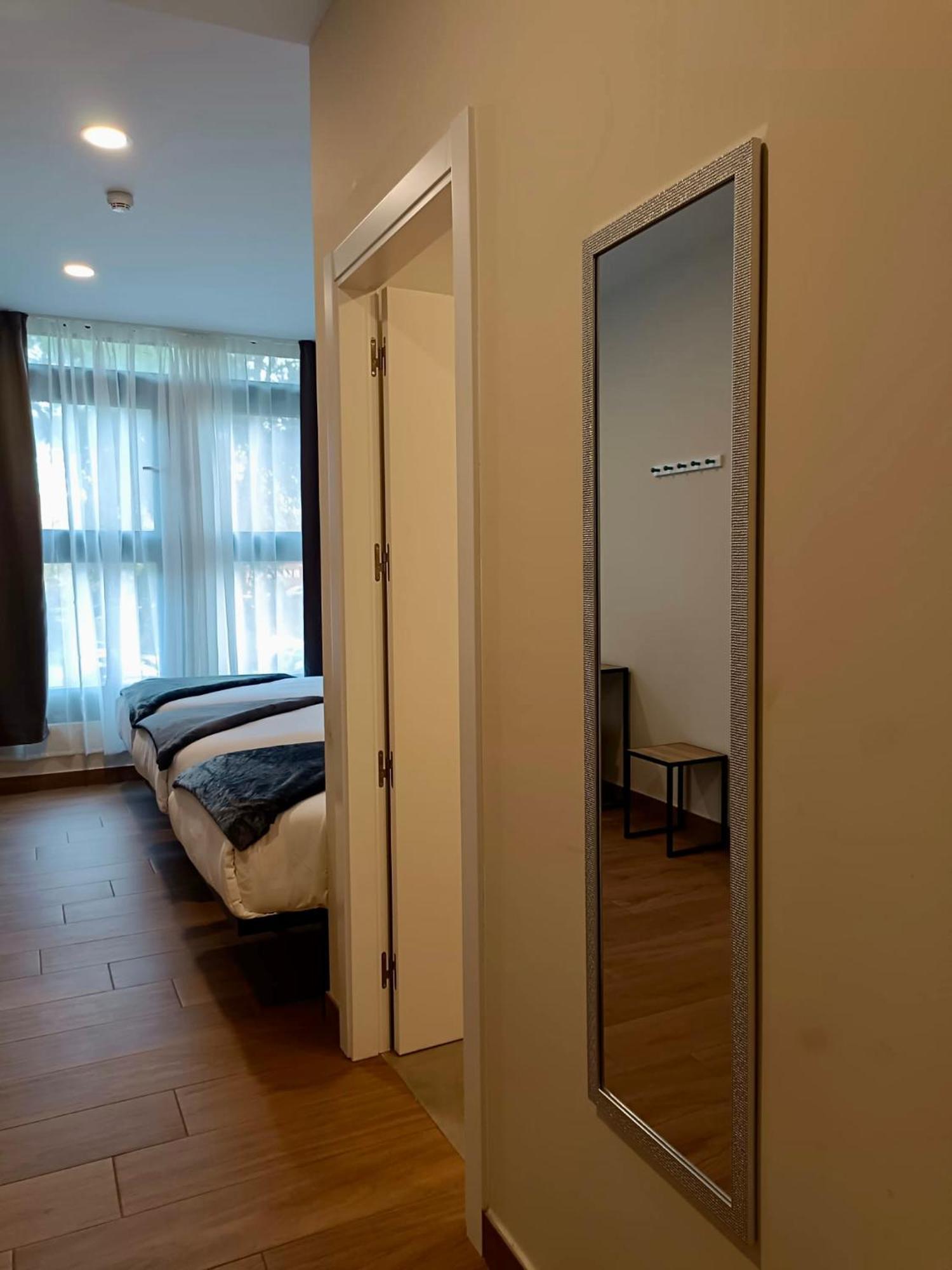 Apartahotel Golden Alcala Alcalá de Henares Exteriör bild
